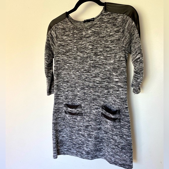 Candy Couture Grey Tunic Top - Picture 2 of 6